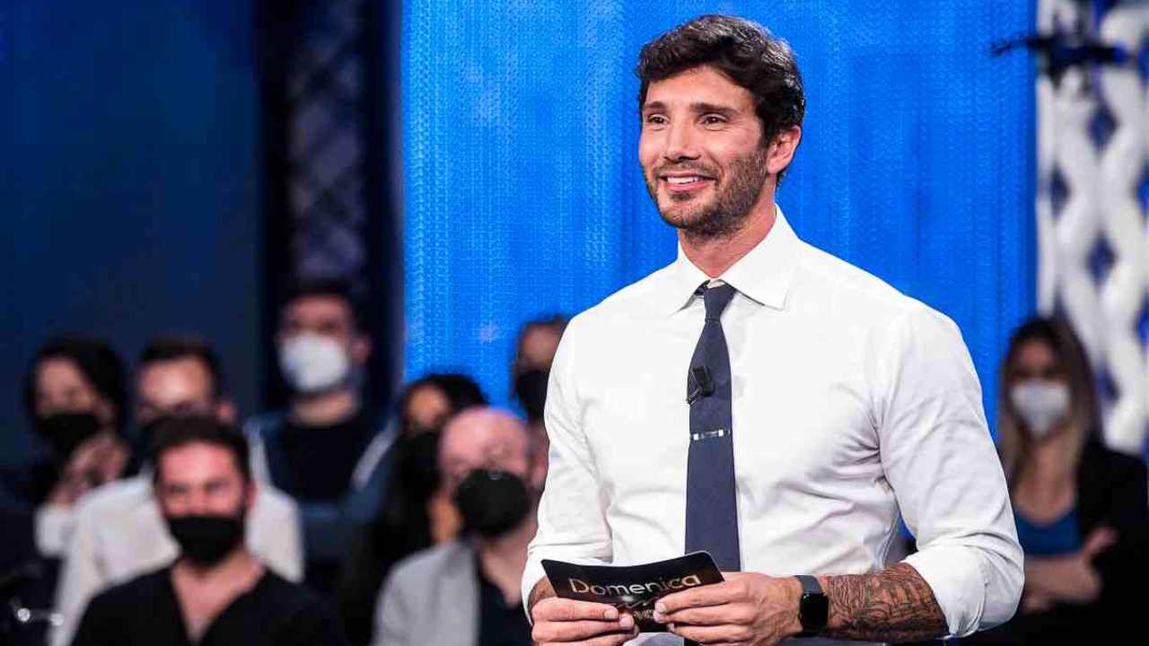 Stefano De Martino a Stasera tutto è possibile